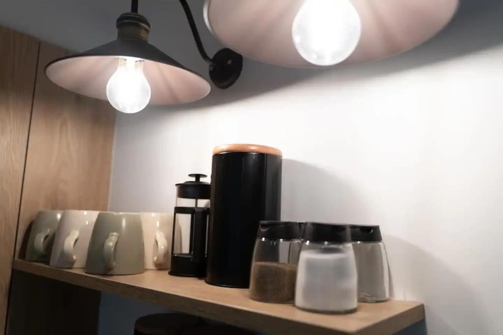 Piraeus Cozy Apartment For 4 Persons 외부 사진