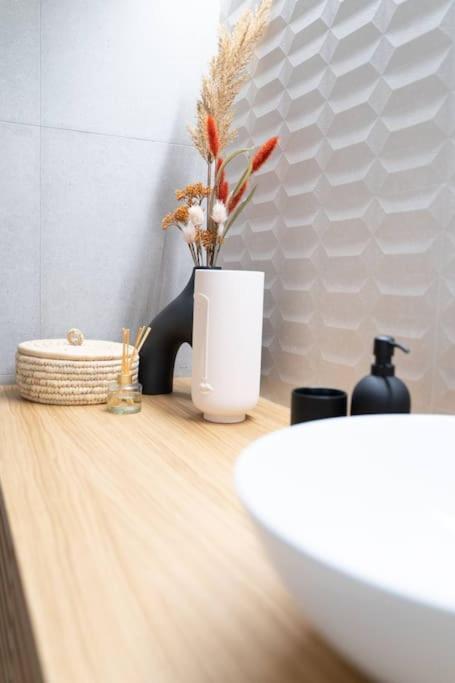 Piraeus Cozy Apartment For 4 Persons 외부 사진