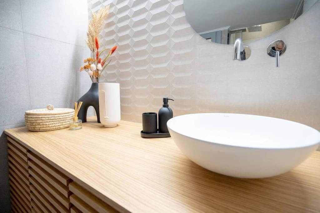 Piraeus Cozy Apartment For 4 Persons 외부 사진